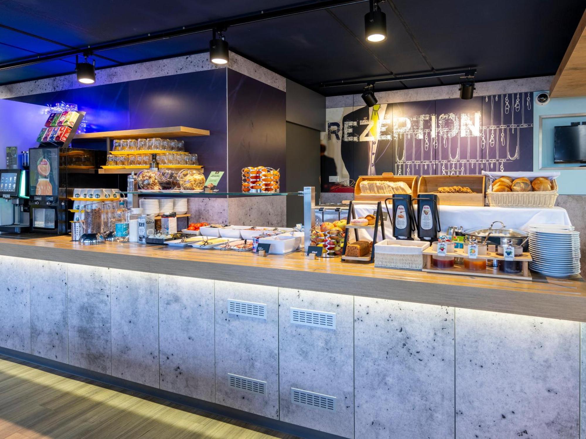 B&B Hotel Giessen-Linden Linden  Екстериор снимка